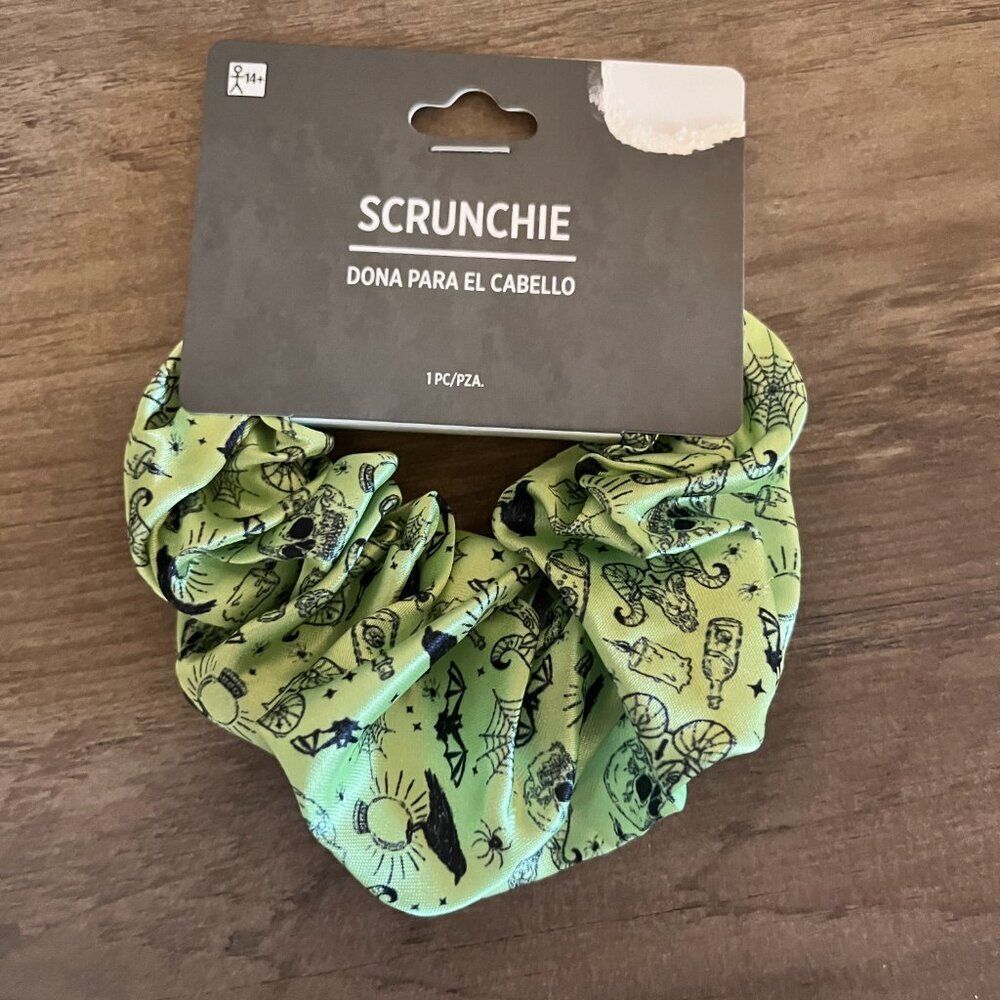 NEW Halloween Scrunchies NWT - Picture 3 of 8